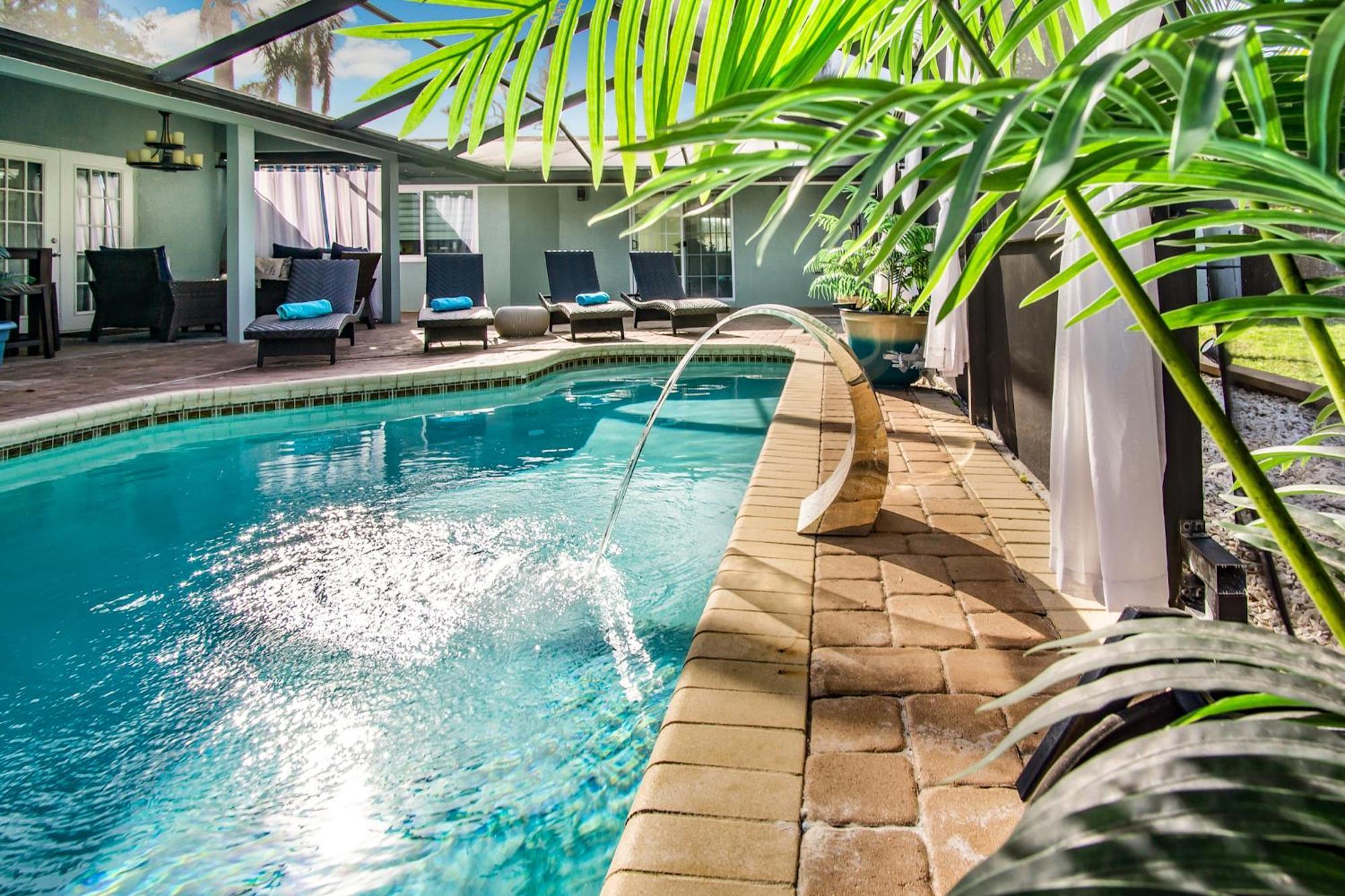 סרסוטה Beach Cottage With Heated Pool Just Off Siesta Key מראה חיצוני תמונה