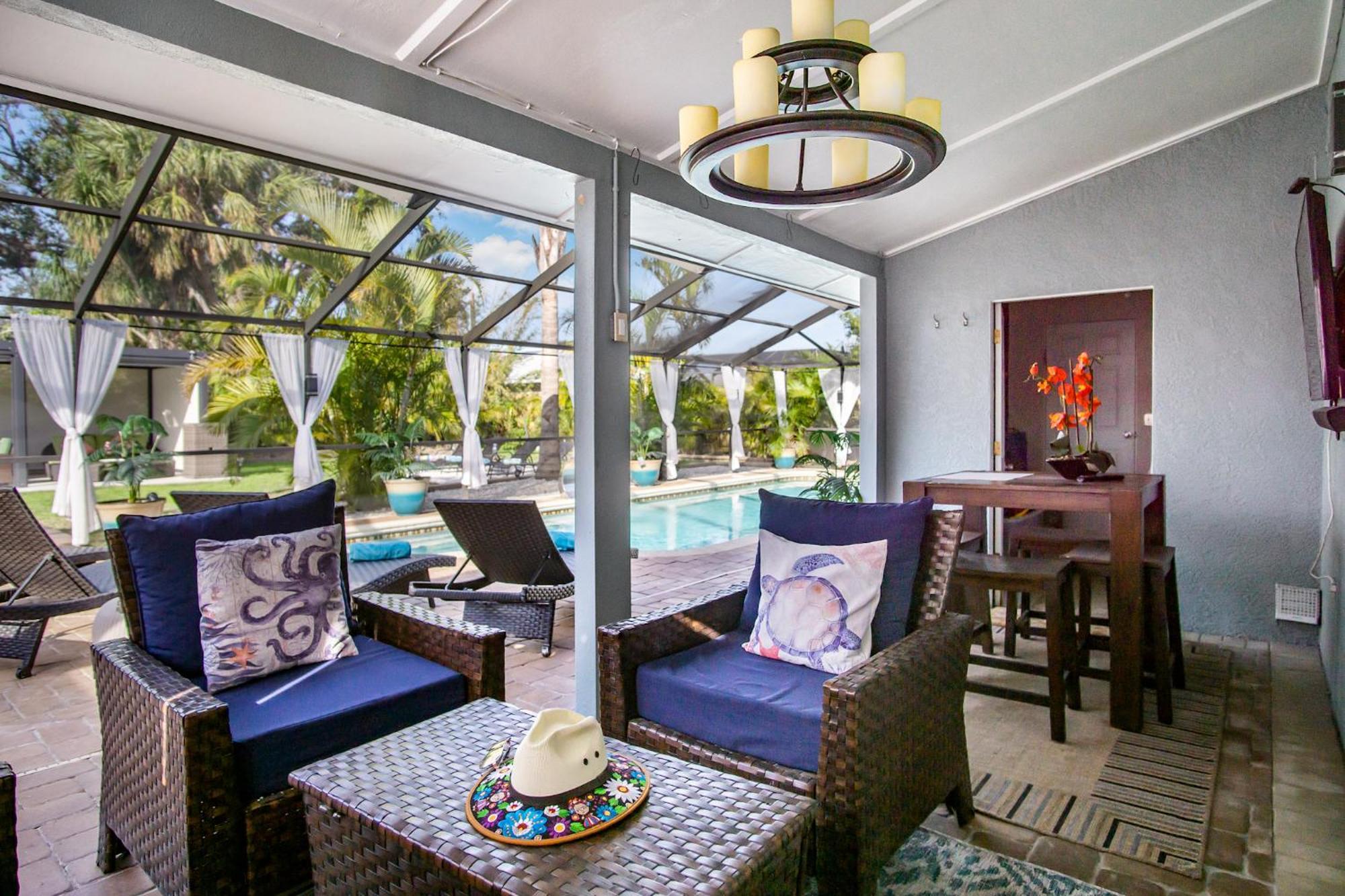 סרסוטה Beach Cottage With Heated Pool Just Off Siesta Key מראה חיצוני תמונה