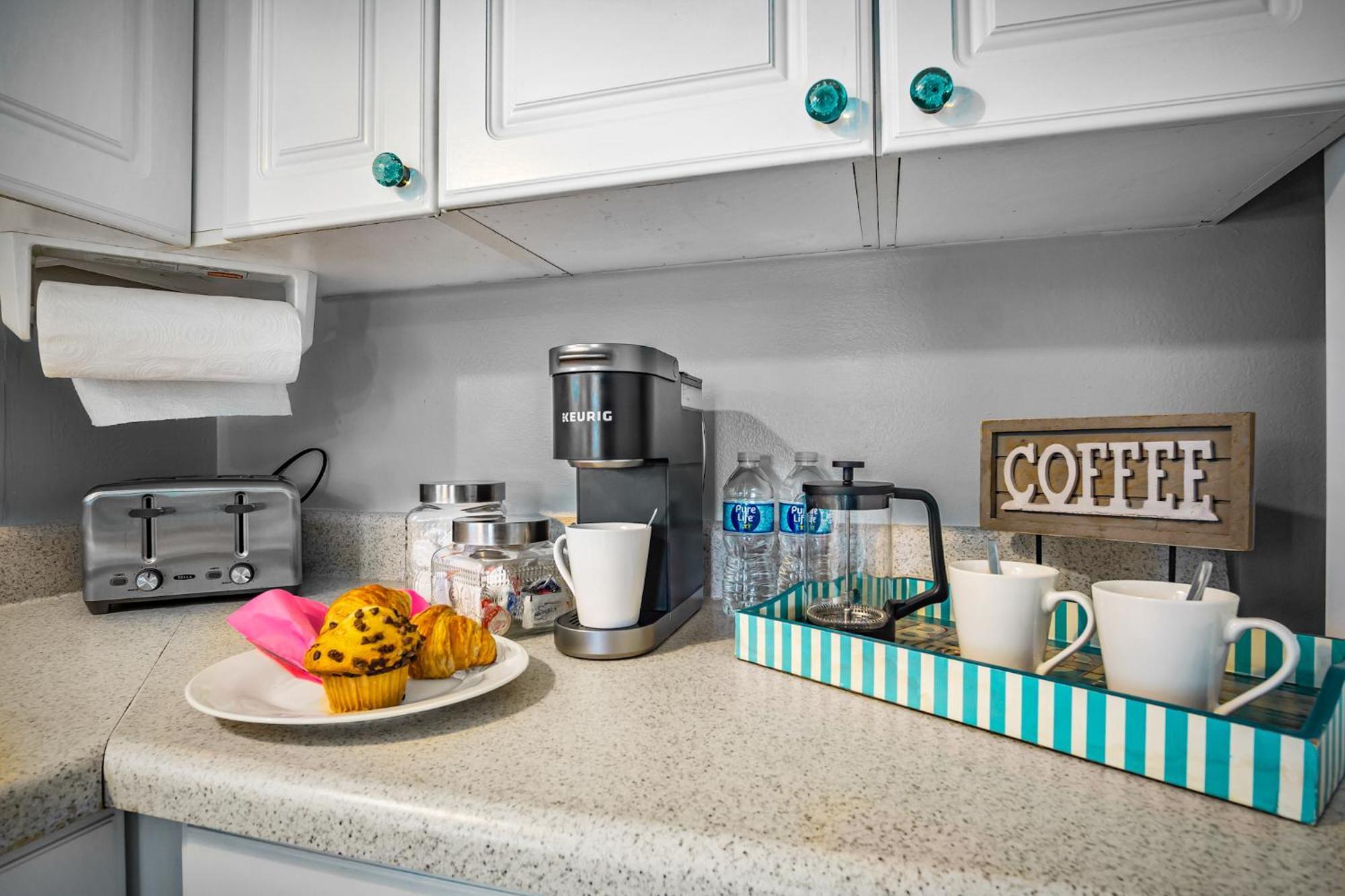 סרסוטה Beach Cottage With Heated Pool Just Off Siesta Key מראה חיצוני תמונה