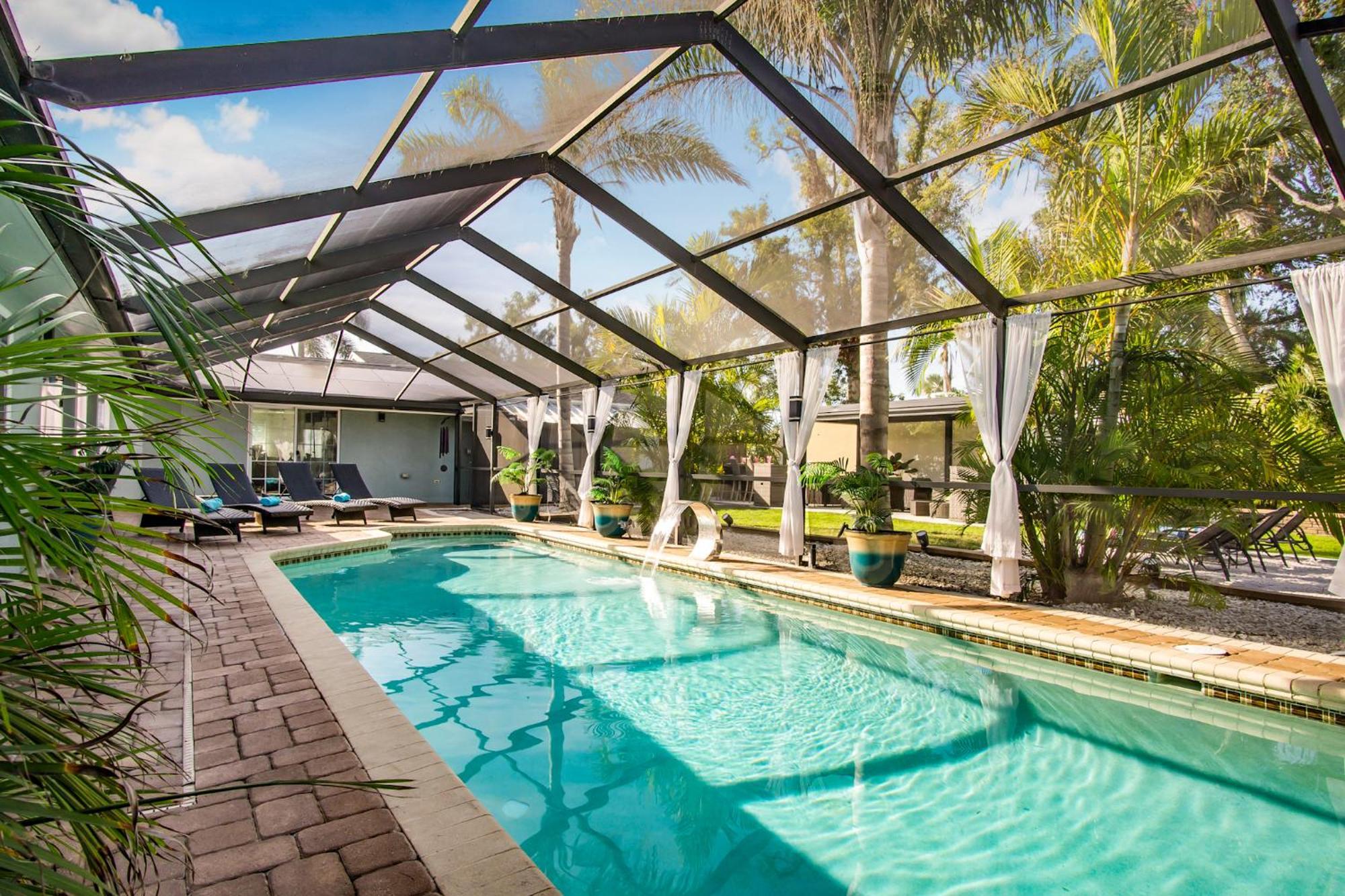 סרסוטה Beach Cottage With Heated Pool Just Off Siesta Key מראה חיצוני תמונה