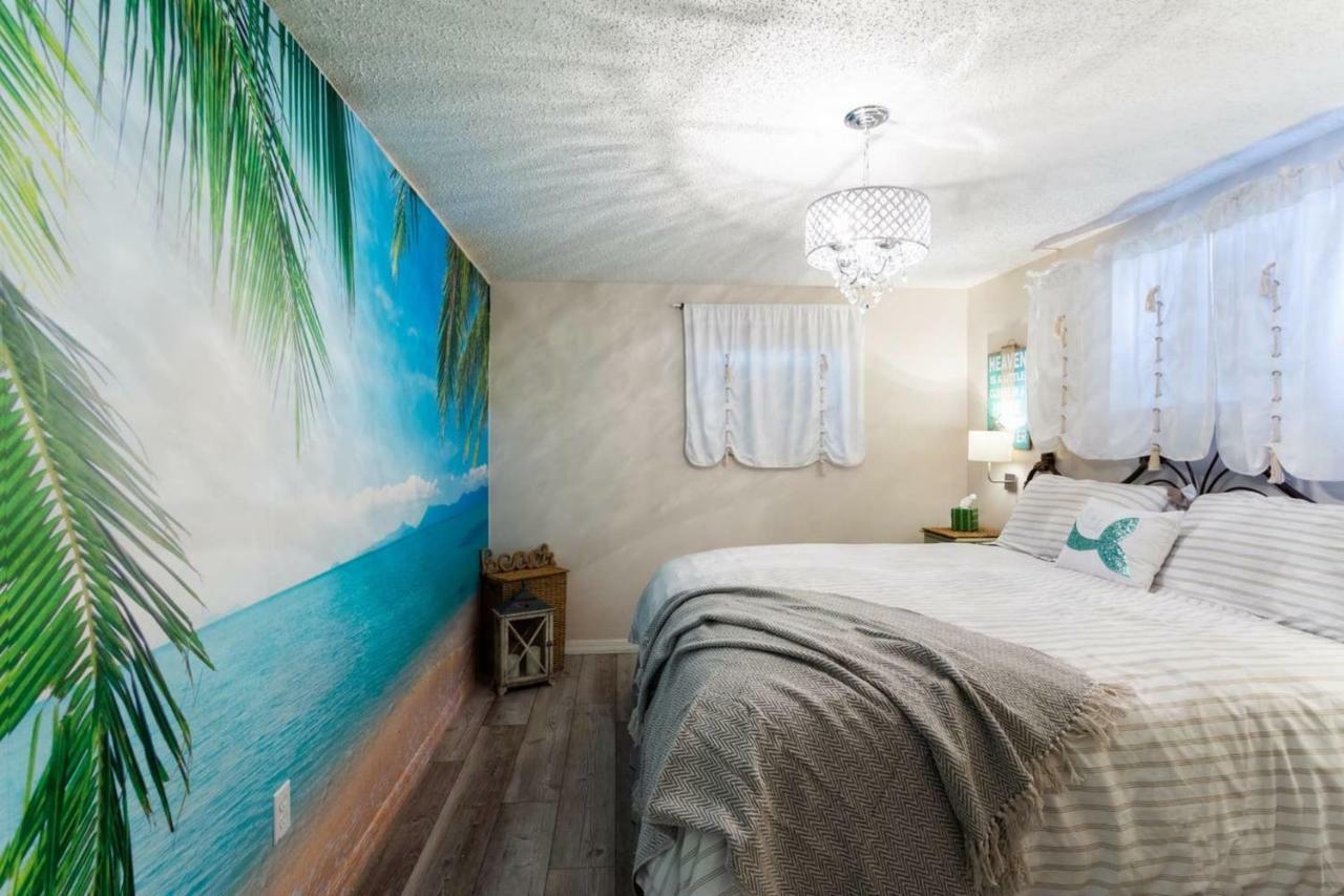 סרסוטה Beach Cottage With Heated Pool Just Off Siesta Key מראה חיצוני תמונה